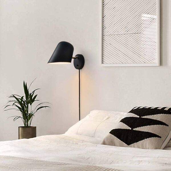 Culver Plug-In Wall Sconce