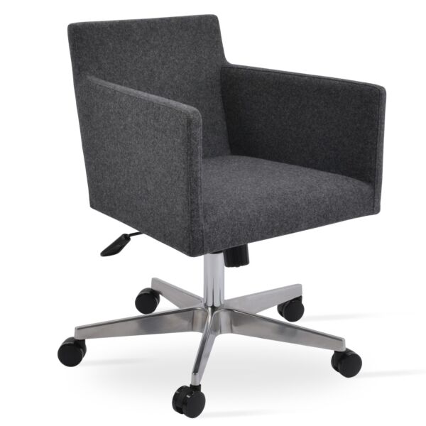 Harput Office Armchair by sohoConcept