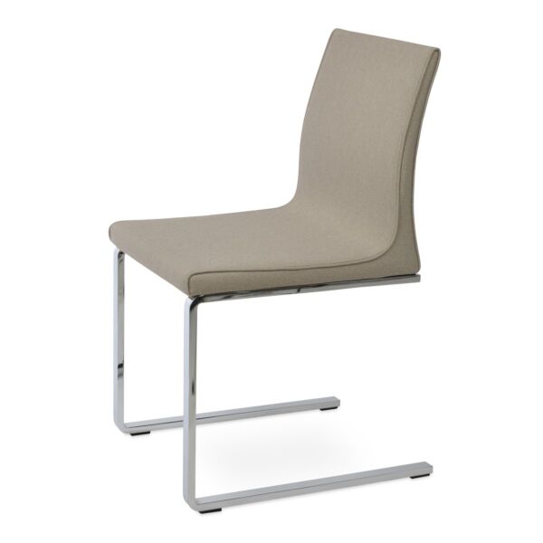 Polo Flat Chair by sohoConcept