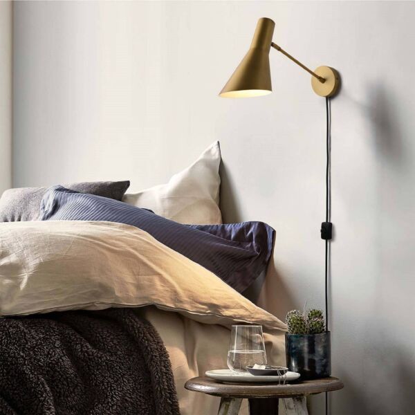 Swing Wall Light - Brushed Brass