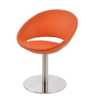 Crescent Round Swivel Chair by sohoConcept